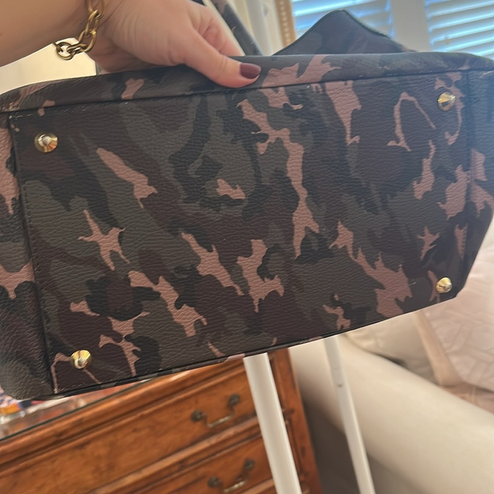 Mark & Graham Slouchy Camo Print Handbag - Picture 9 of 9